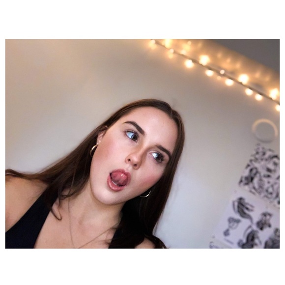 Meet your Posher, Laney - Picture 6 of 8